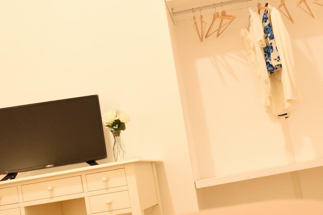 B&B Bonnes Suites Наполи Екстериор снимка