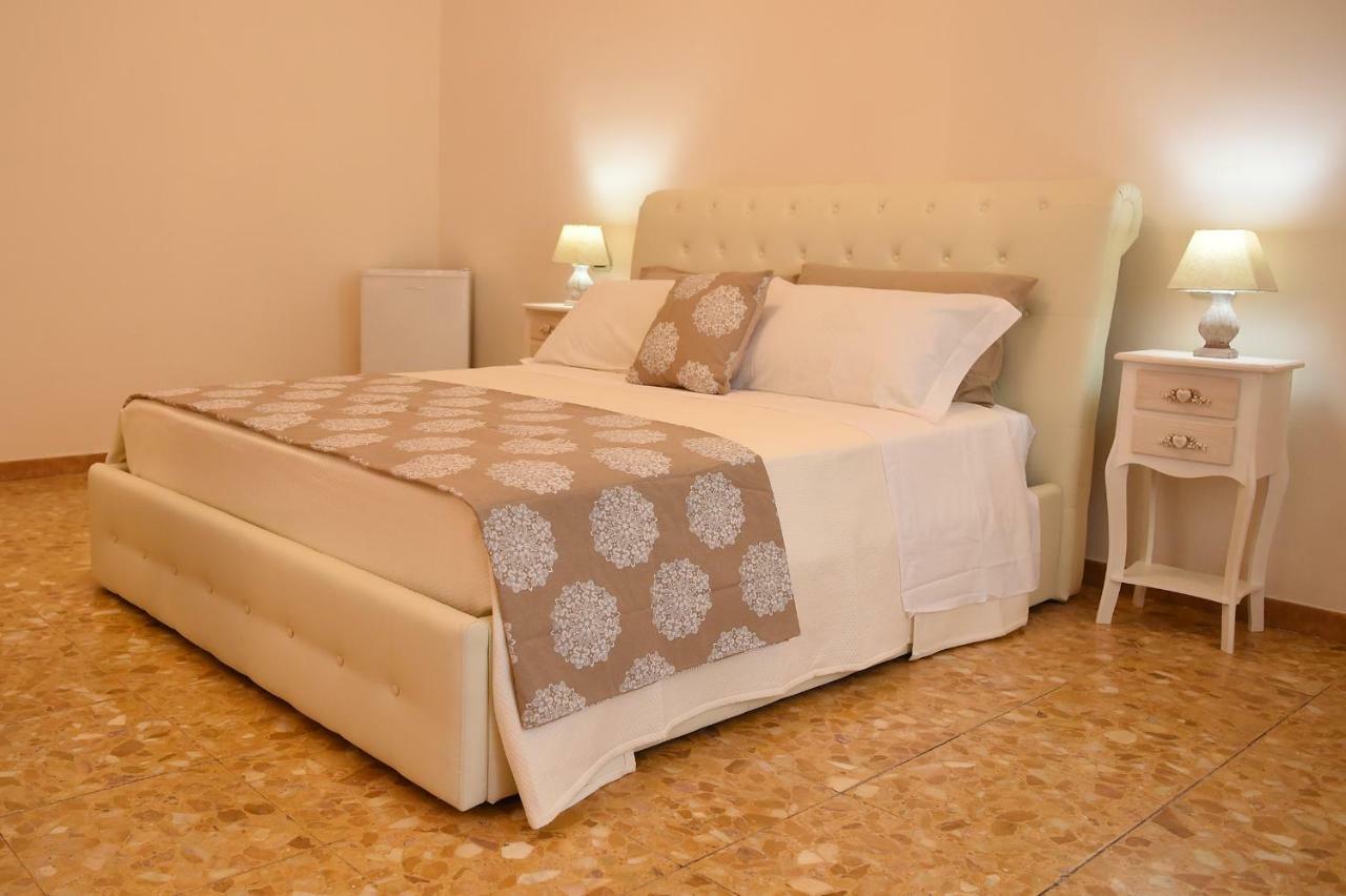 B&B Bonnes Suites Наполи Екстериор снимка