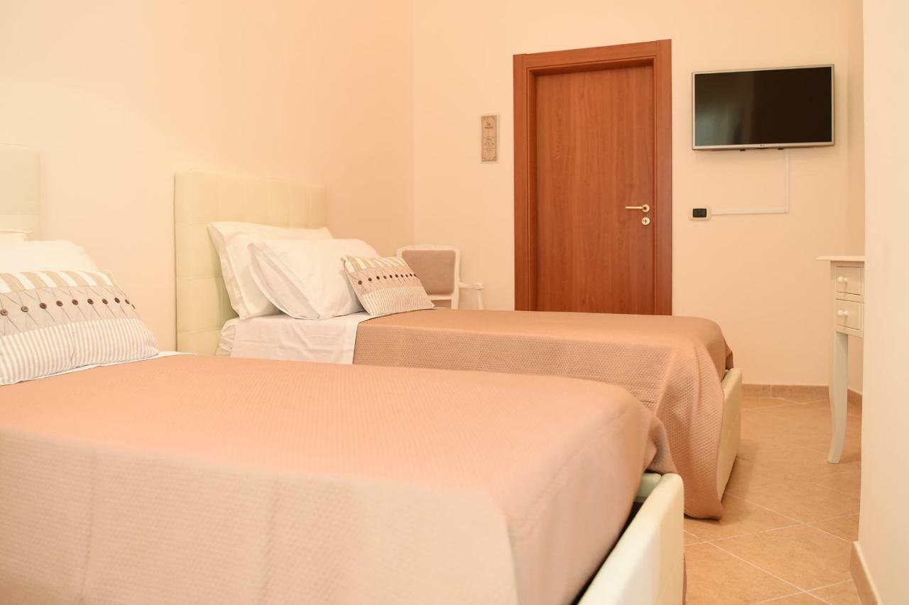 B&B Bonnes Suites Наполи Екстериор снимка
