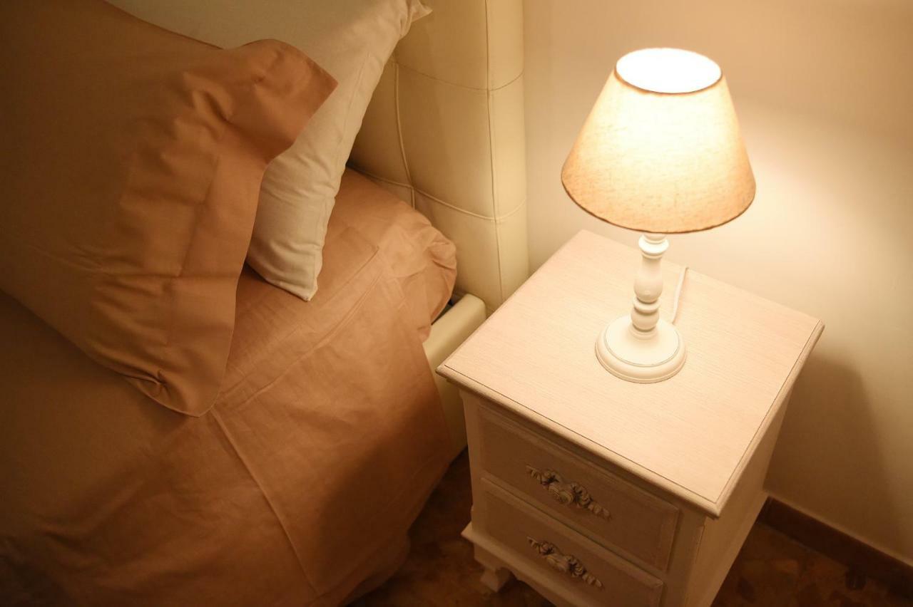 B&B Bonnes Suites Наполи Екстериор снимка