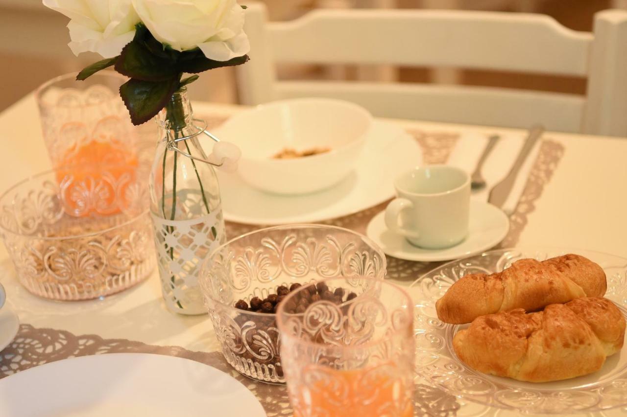 B&B Bonnes Suites Наполи Екстериор снимка