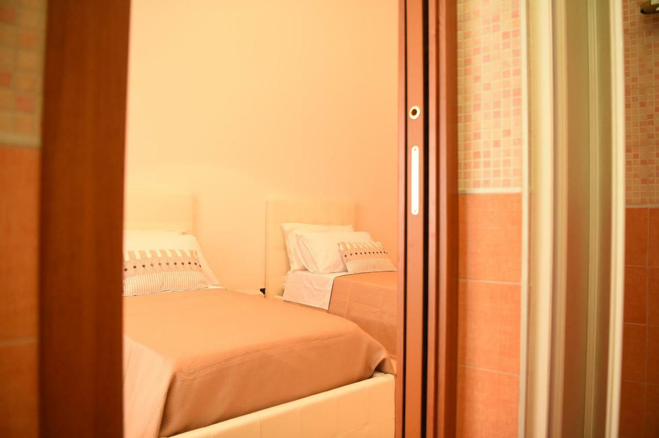 B&B Bonnes Suites Наполи Екстериор снимка