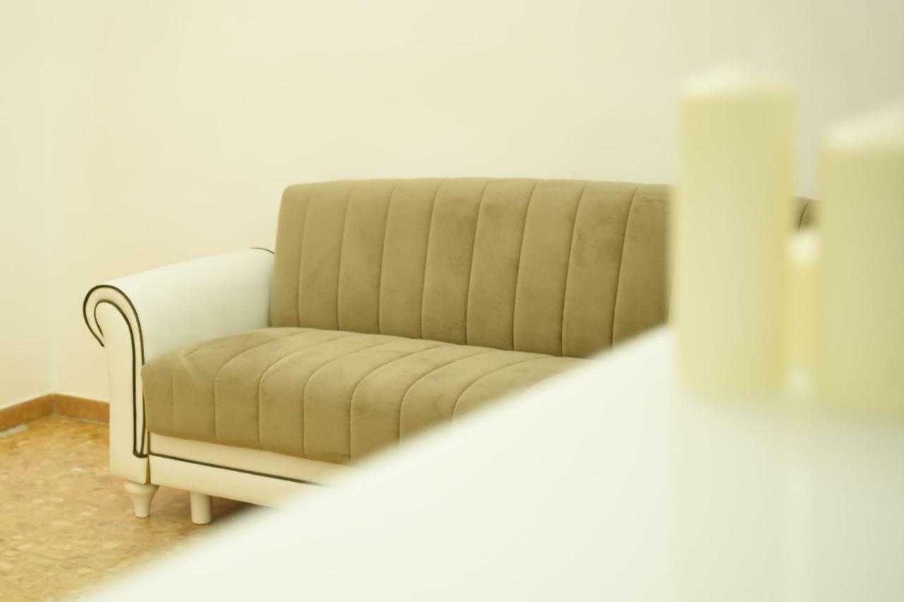 B&B Bonnes Suites Наполи Екстериор снимка